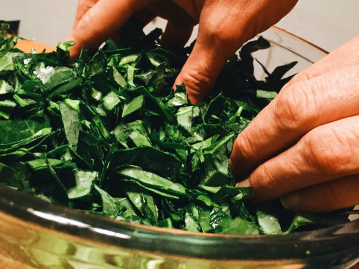 FarmDaddy® Raw Collard Green Salad