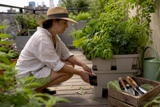 Best Self-Watering Planters: Top Picks for Low-Maintenance Gardeners
